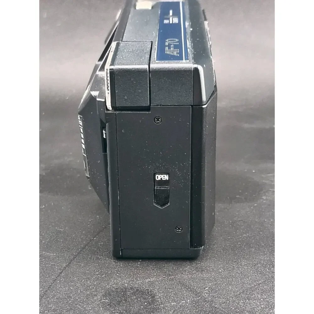 Ricoh AF-70 35mm Film Camera FOR PARTS Powers On Rikenon 35mm f/3.5 Lens Bag
